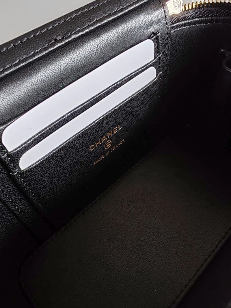 Chanel Cosmetic Bags 4017B-0019