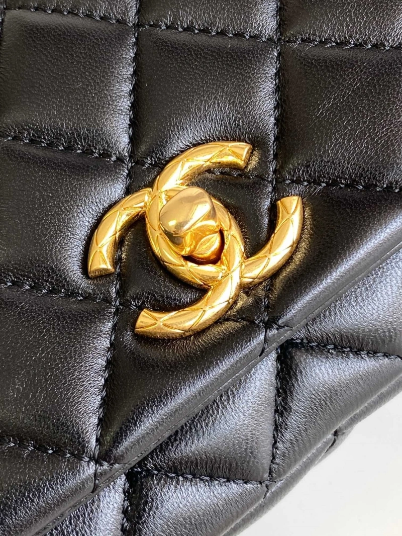 Chanel 19 Bags 4017B-0035