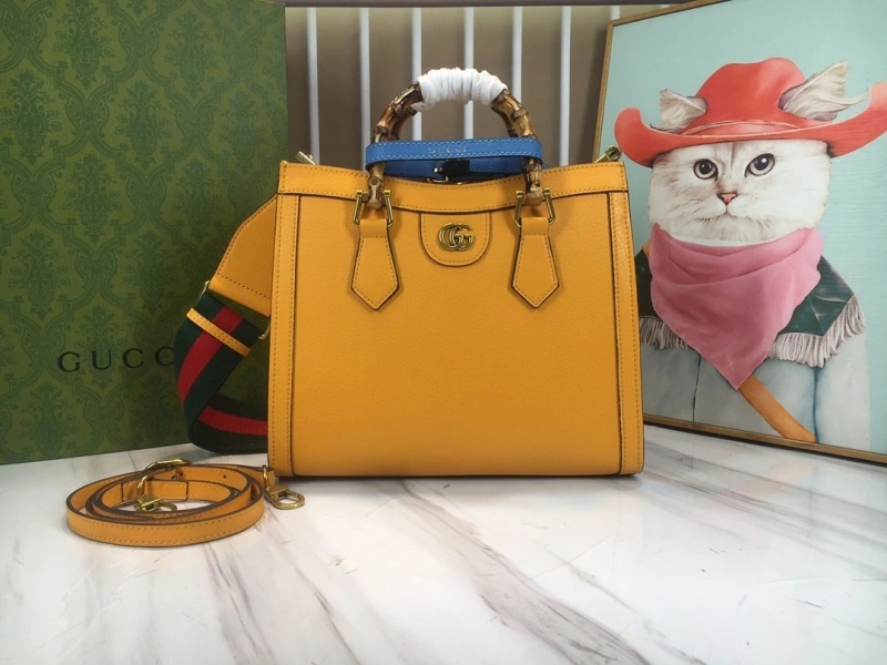 Gucci Shopping Bags 4032-0109