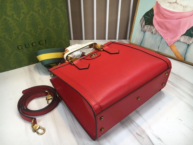 Gucci Shopping Bags 4032-0113