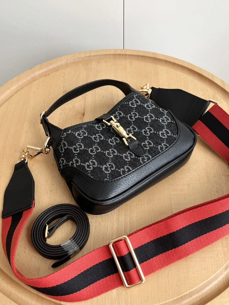 Gucci Top Handle Bags 4032-0122