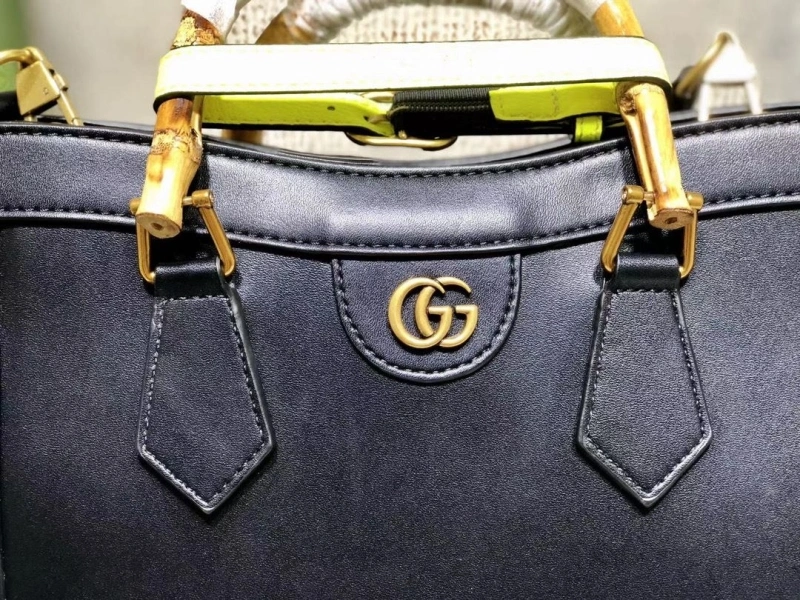 Gucci Shopping Bags 4032-0164