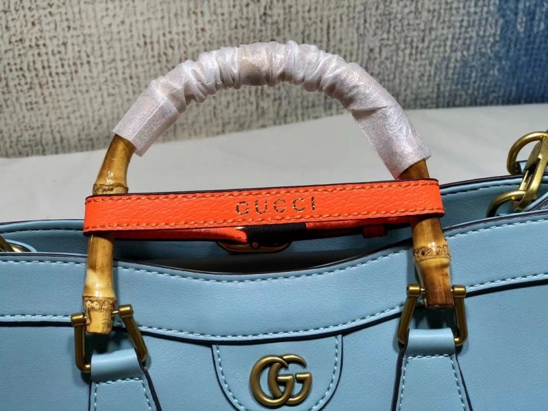 Gucci Shopping Bags 4032-0165