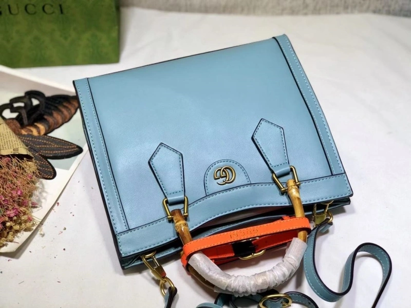 Gucci Shopping Bags 4032-0165