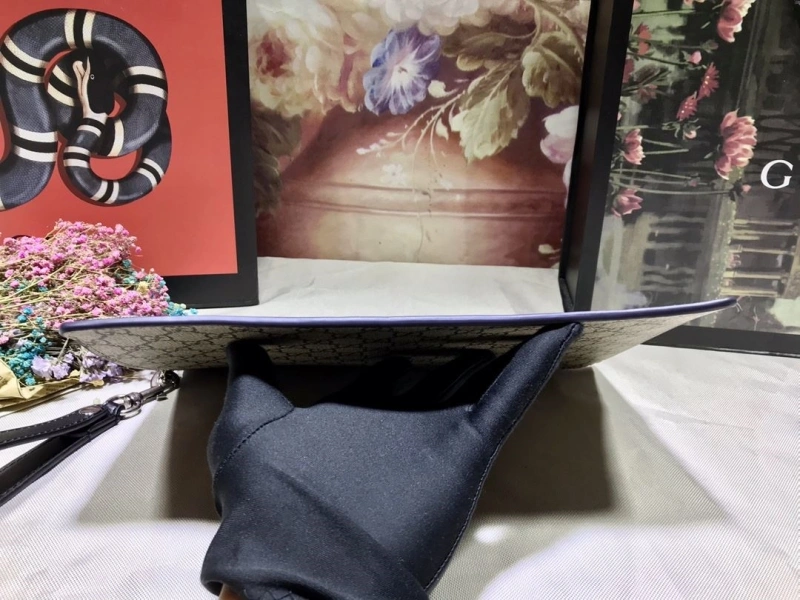 Gucci Clutch Bags 4032-0176