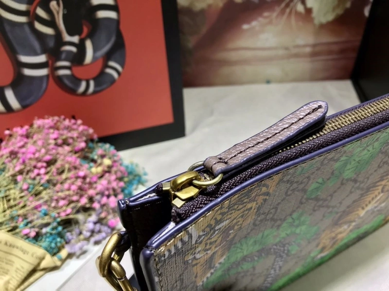 Gucci Clutch Bags 4032-0180