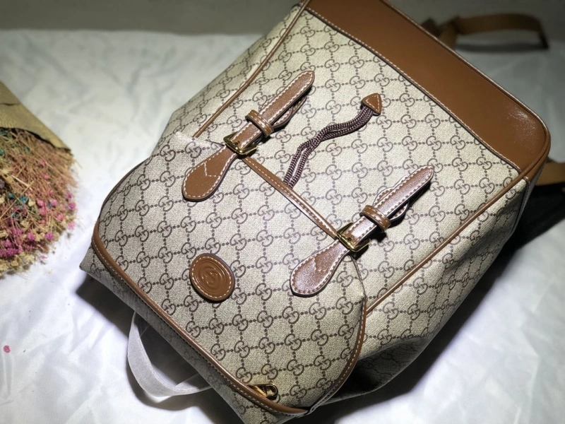 Gucci Backpacks 4032-0181