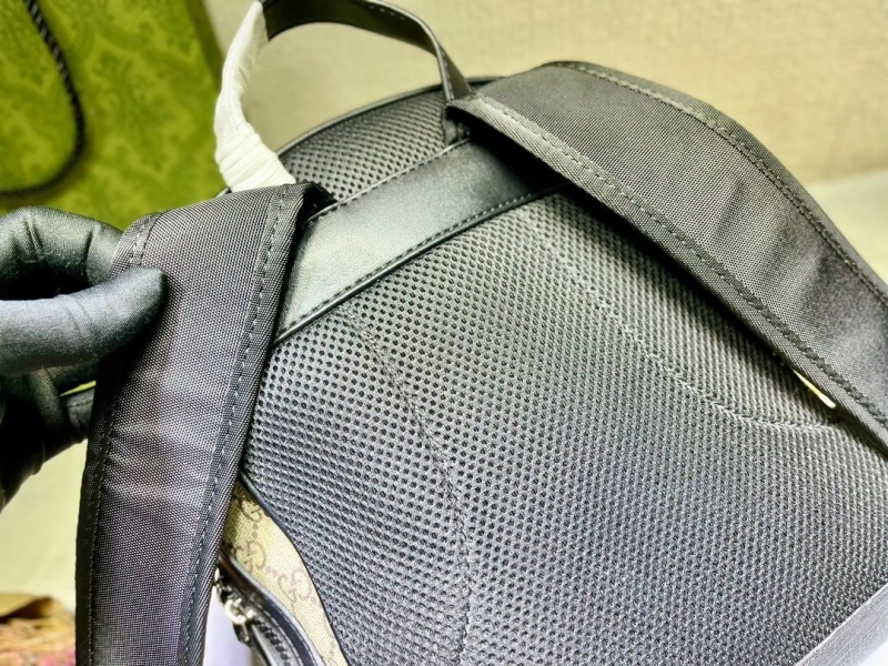 Gucci Backpacks 4032-0189