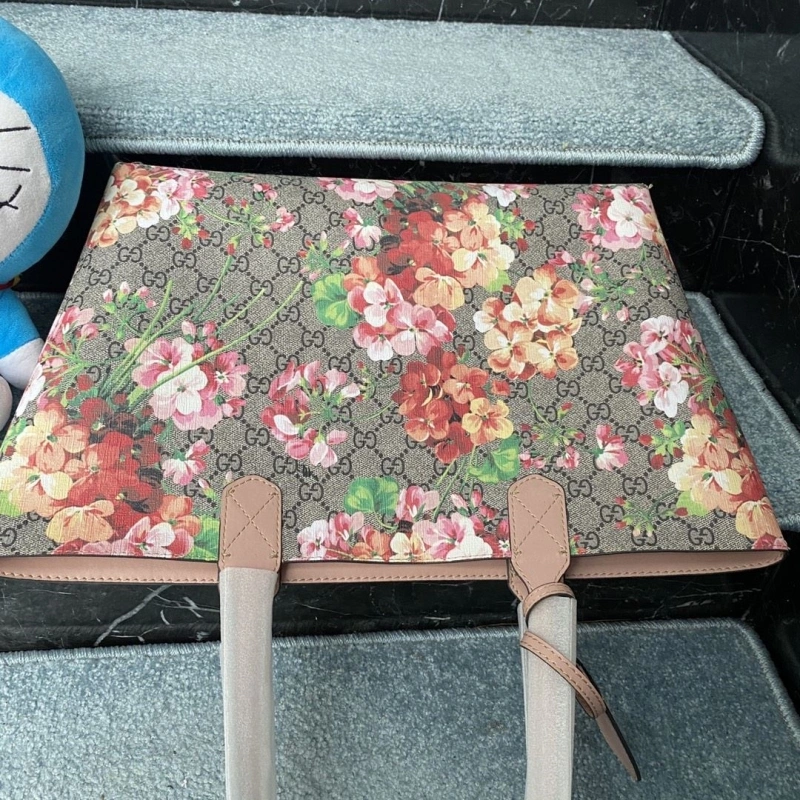 Gucci Shopping Bags 4032-0228