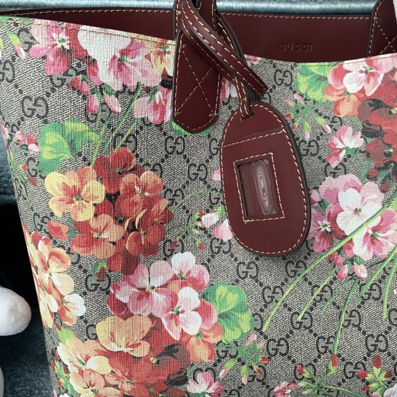 Gucci Shopping Bags 4032-0229