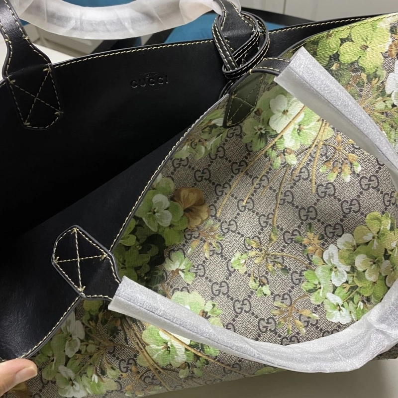 Gucci Shopping Bags 4032-0230