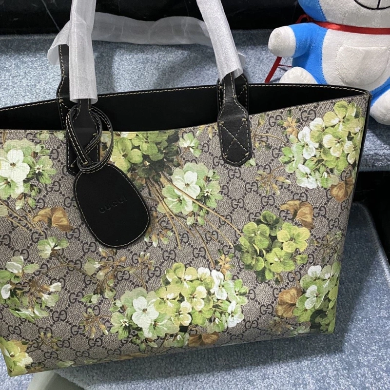 Gucci Shopping Bags 4032-0230