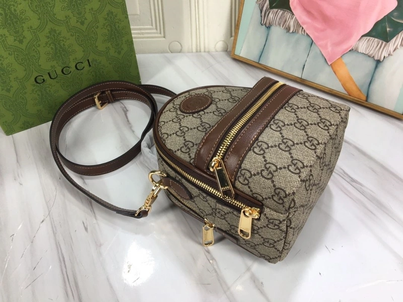 Gucci Backpacks 4032-0256