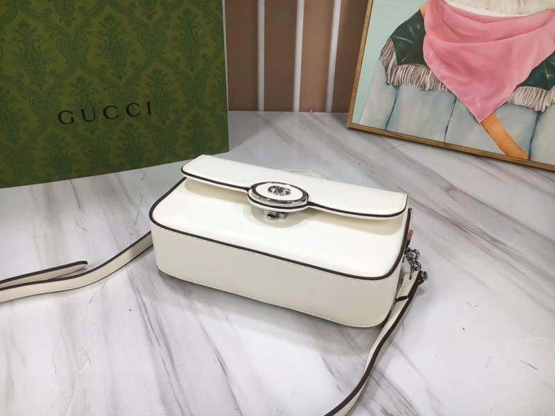 Gucci Top Handle Bags 4032-0261
