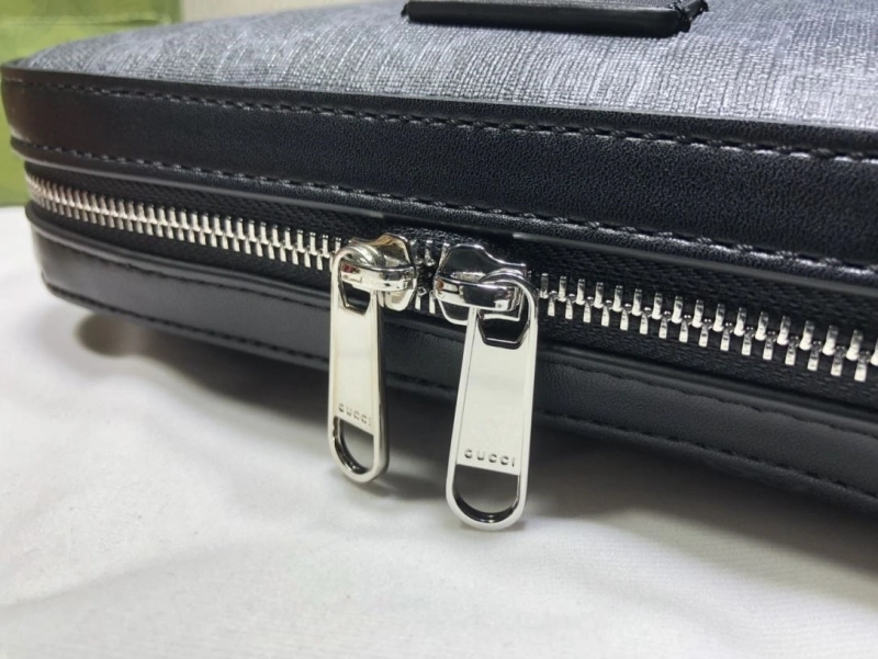 Gucci Clutch Bags 4032-0338