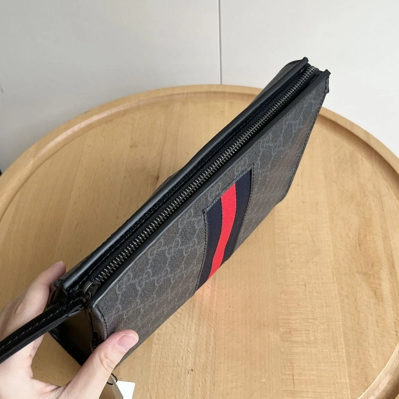 Gucci Clutch Bags 4032-0371