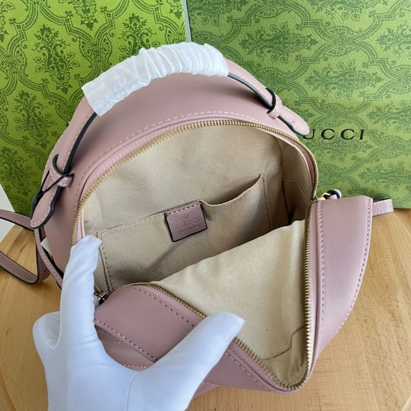 Gucci Backpacks 4032-0412