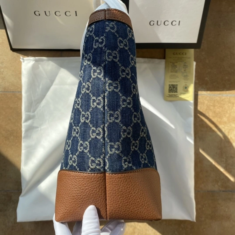 Gucci Shopping Bags 4032-0628