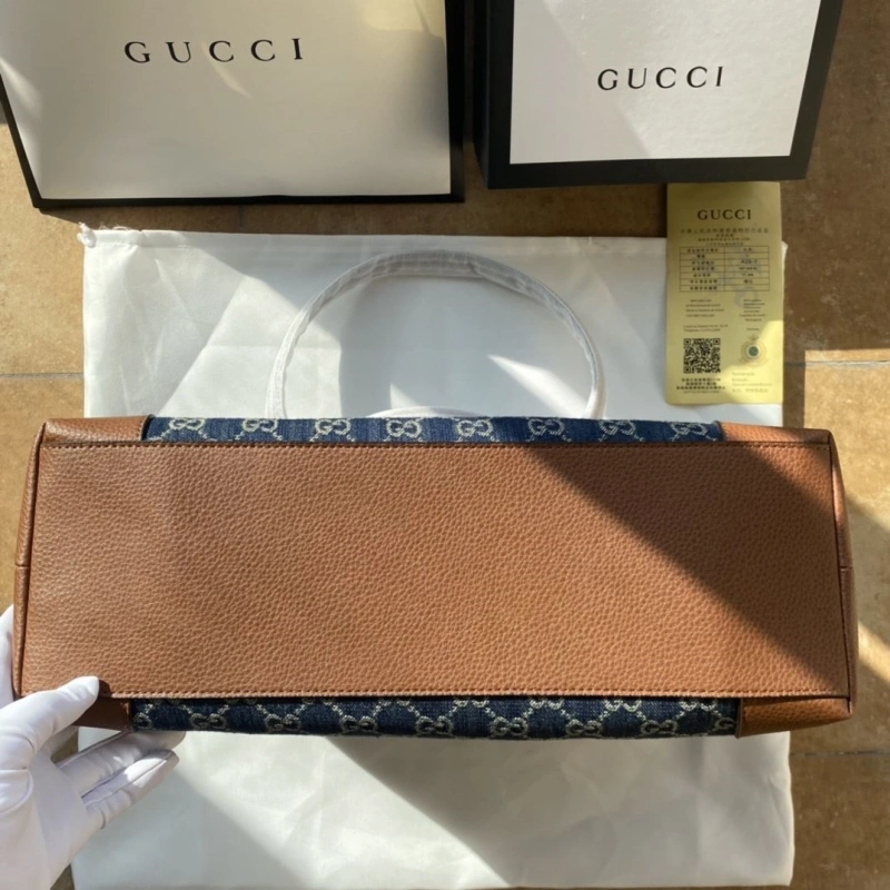 Gucci Shopping Bags 4032-0628