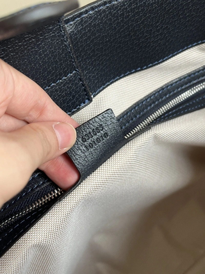 Gucci Shopping Bags 4032-0631