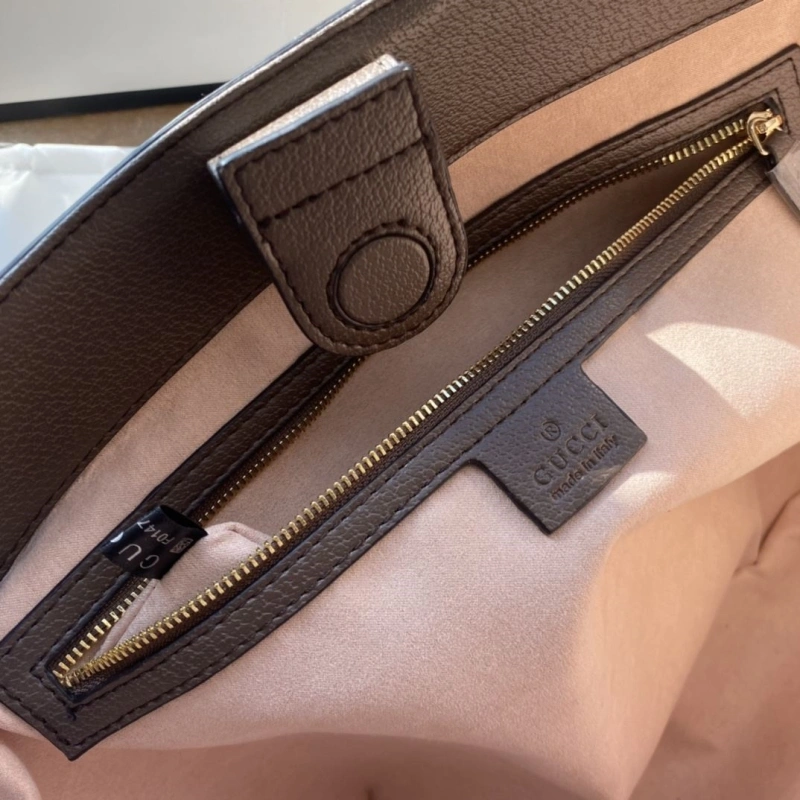 Gucci Shopping Bags 4032-0632