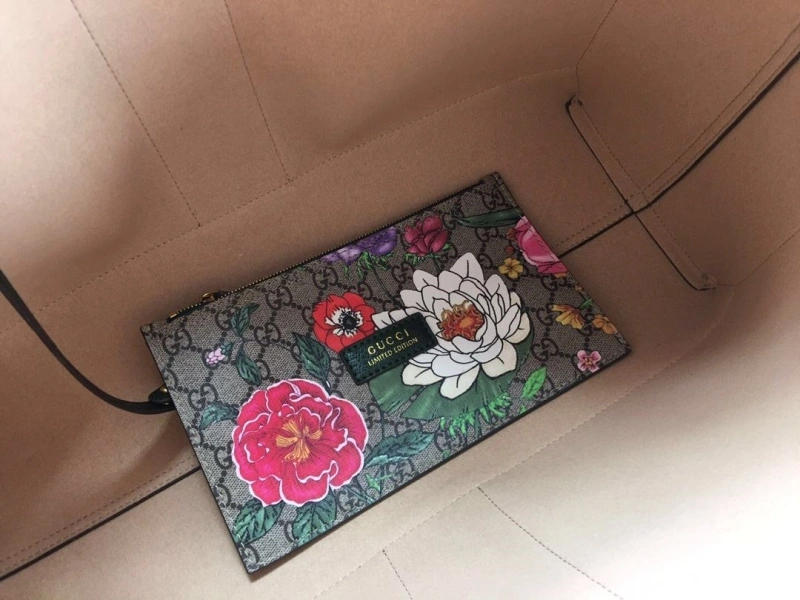 Gucci Shopping Bags 4032-0831