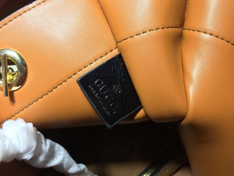 Gucci Shopping Bags 4032-0896