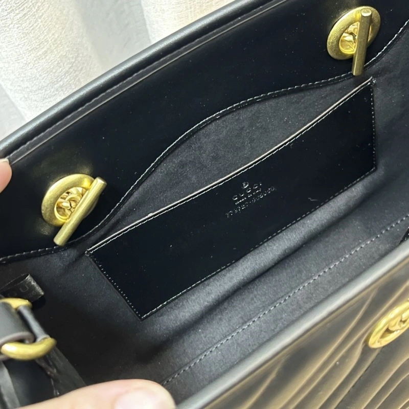 Gucci Shopping Bags 4032-0992