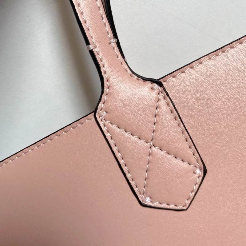 Gucci Shopping Bags 4032-1107