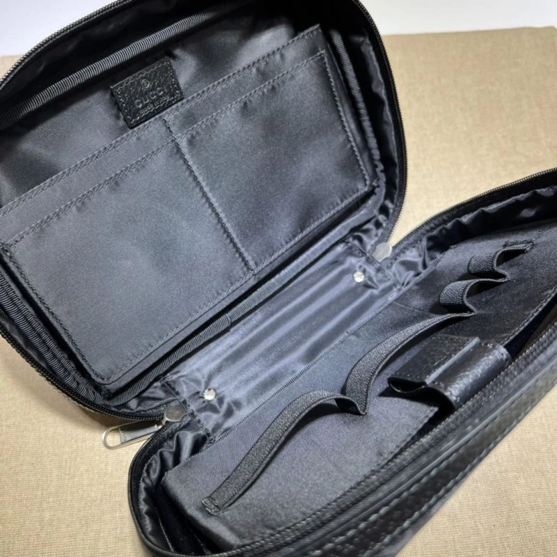 Gucci Clutch Bags 4033-0229