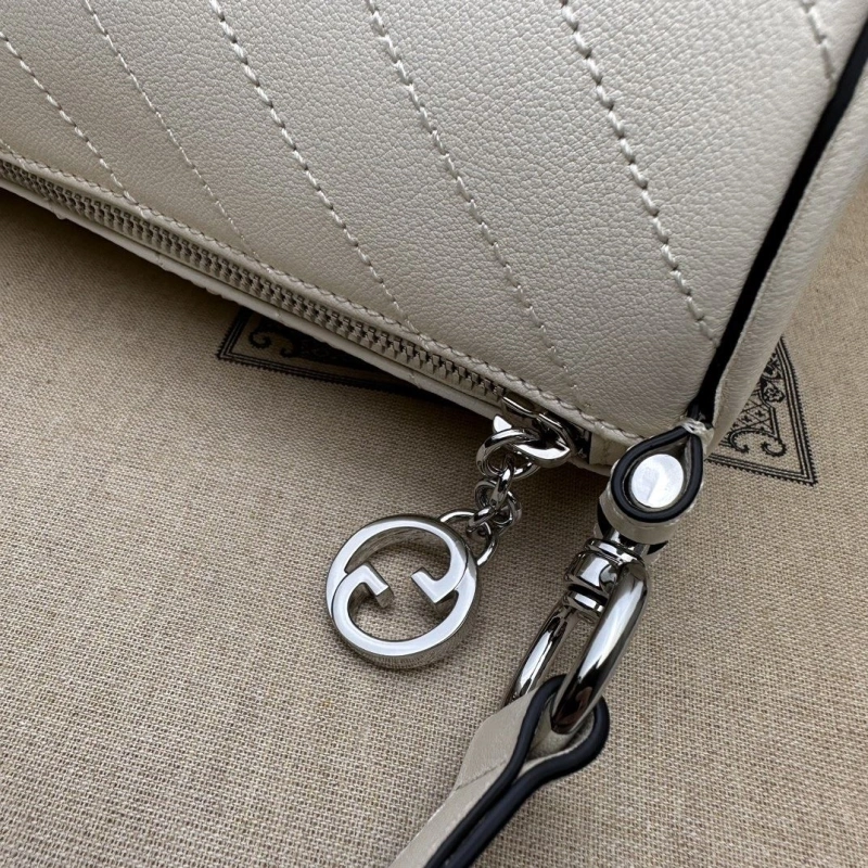 Gucci Round Bags 4033-0349