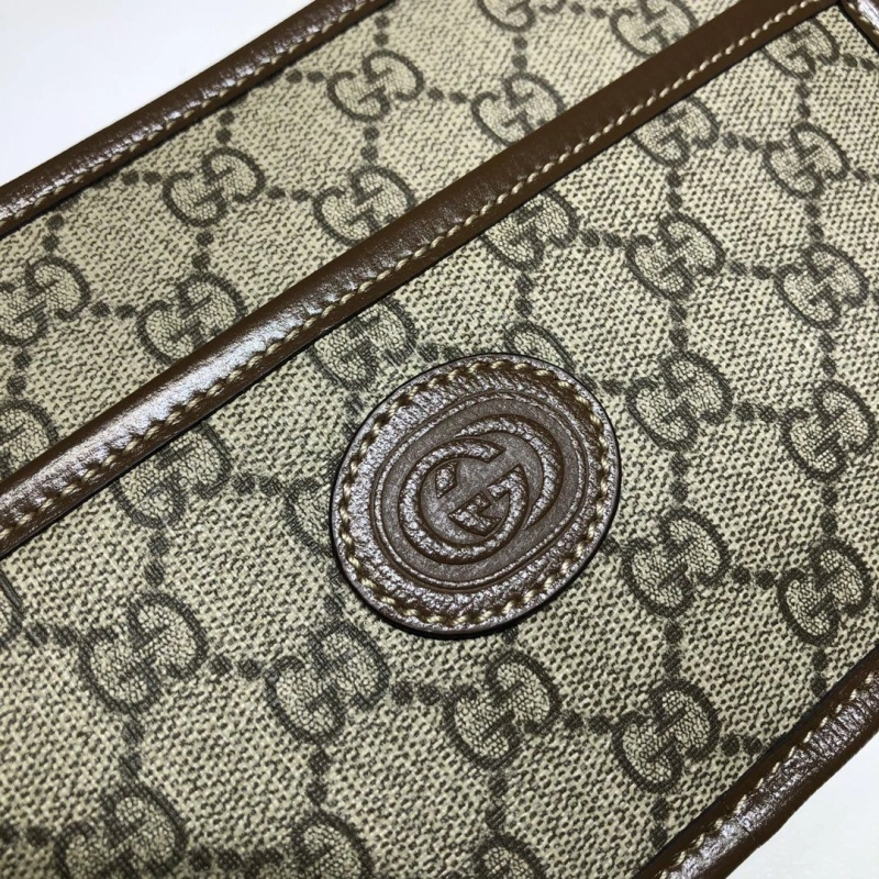Gucci Clutch Bags 4033-0382