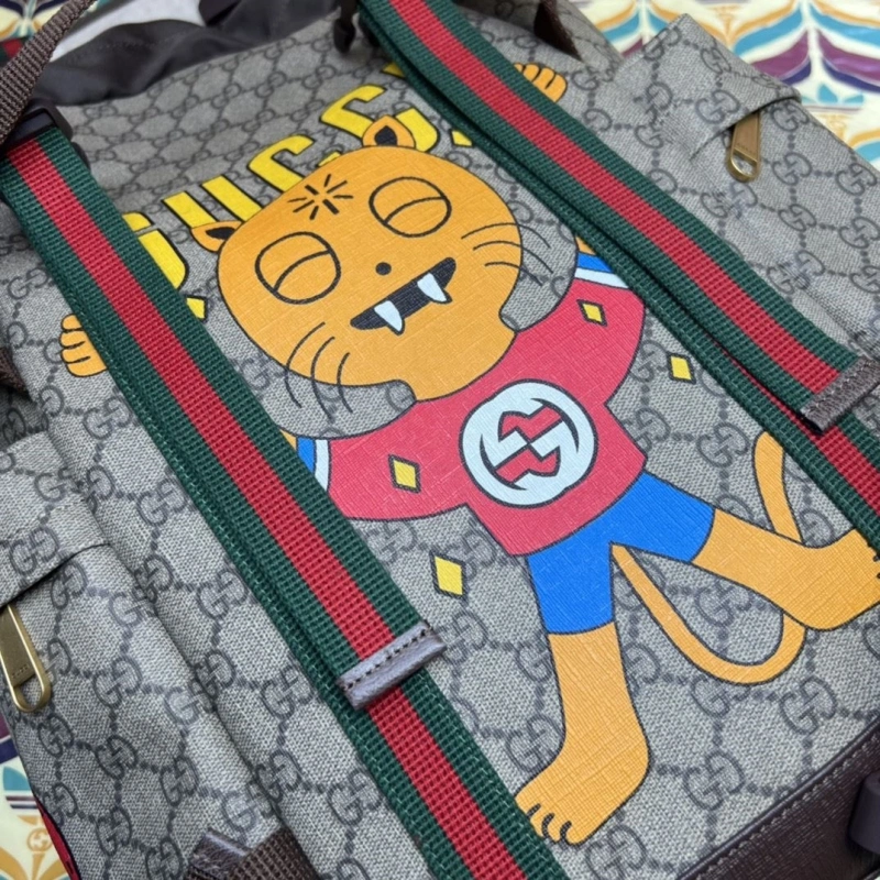 Gucci Backpacks 4033-0383