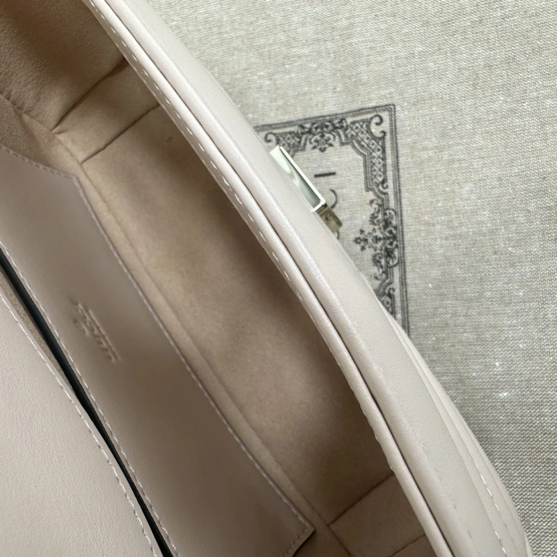 Gucci Satchel Bags 4034A-0039