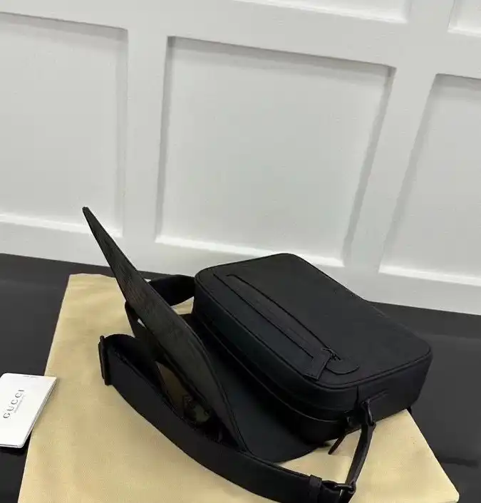 Gucci Satchel Bags 4034G-0021