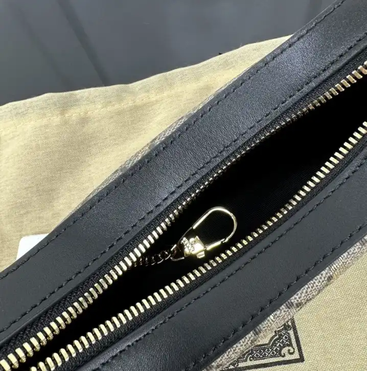 Gucci Top Handle Bags 4034G-0035