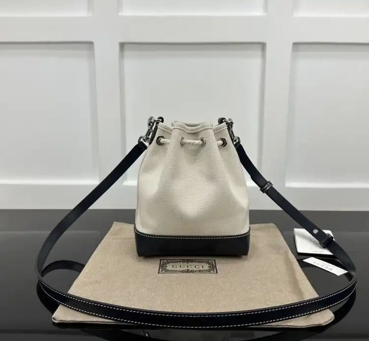 Gucci Bucket Bags 4034G-0051