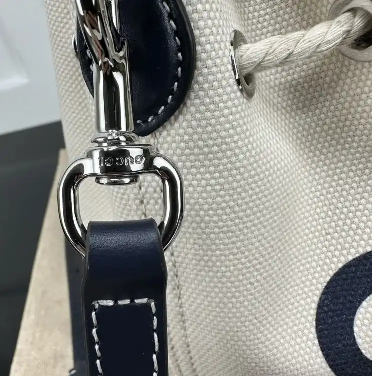 Gucci Bucket Bags 4034G-0051