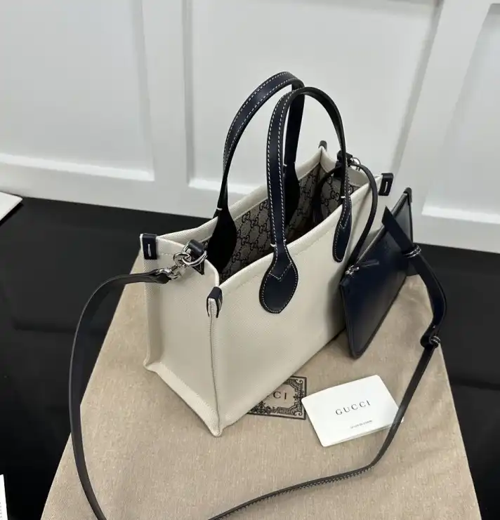 Gucci Shopping Bags 4034G-0061