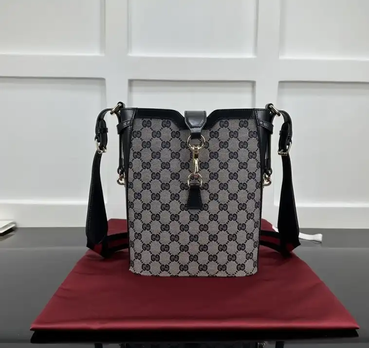 Gucci Bucket Bags 4034G-0070