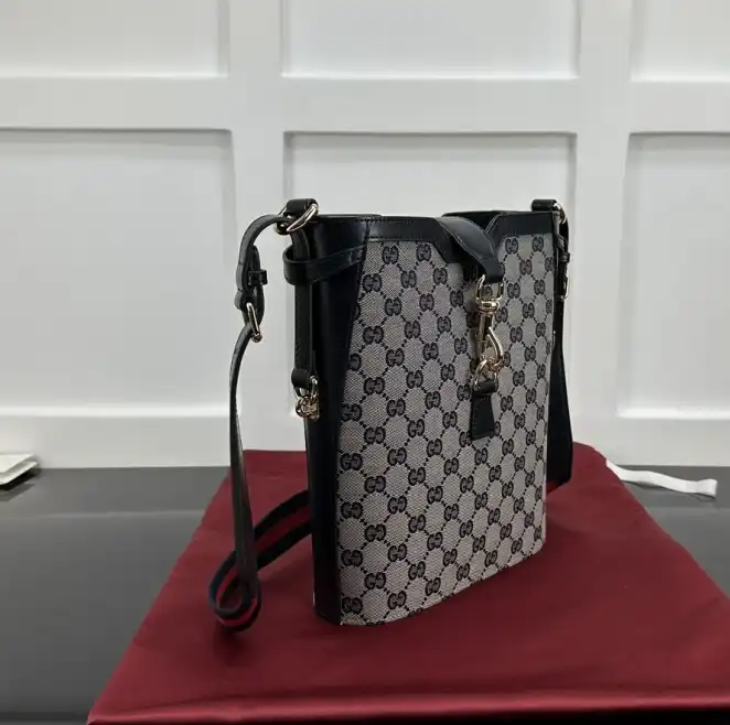 Gucci Bucket Bags 4034G-0070