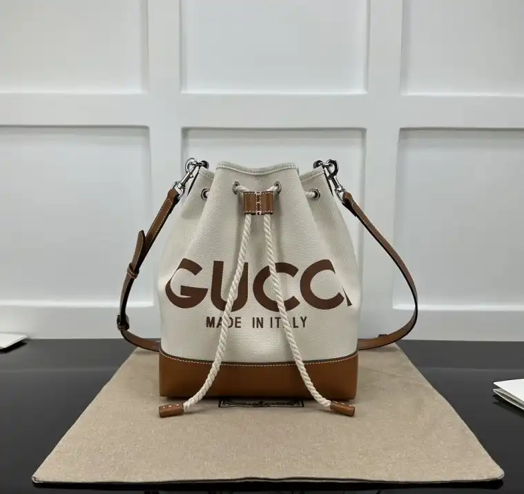 Gucci Bucket Bags 4034H-0006