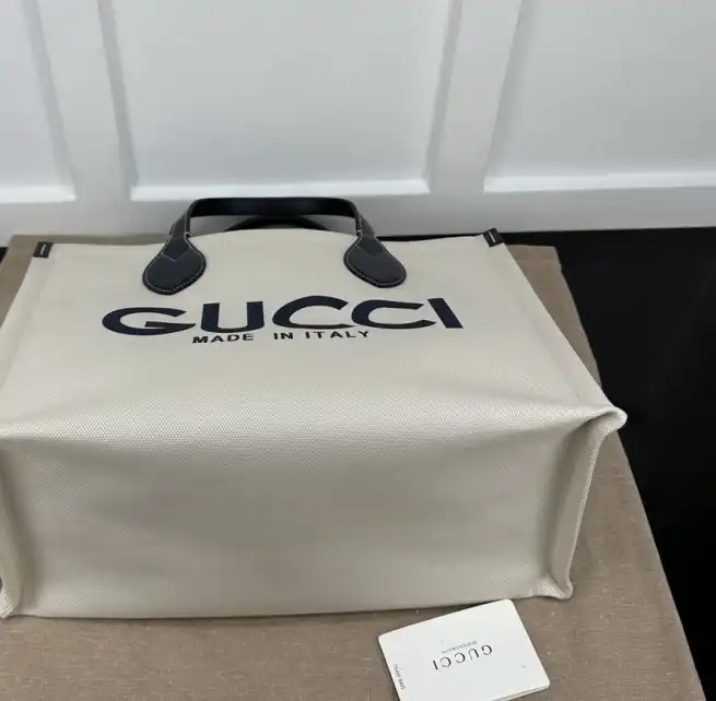 Gucci Shopping Bags 4034H-0014
