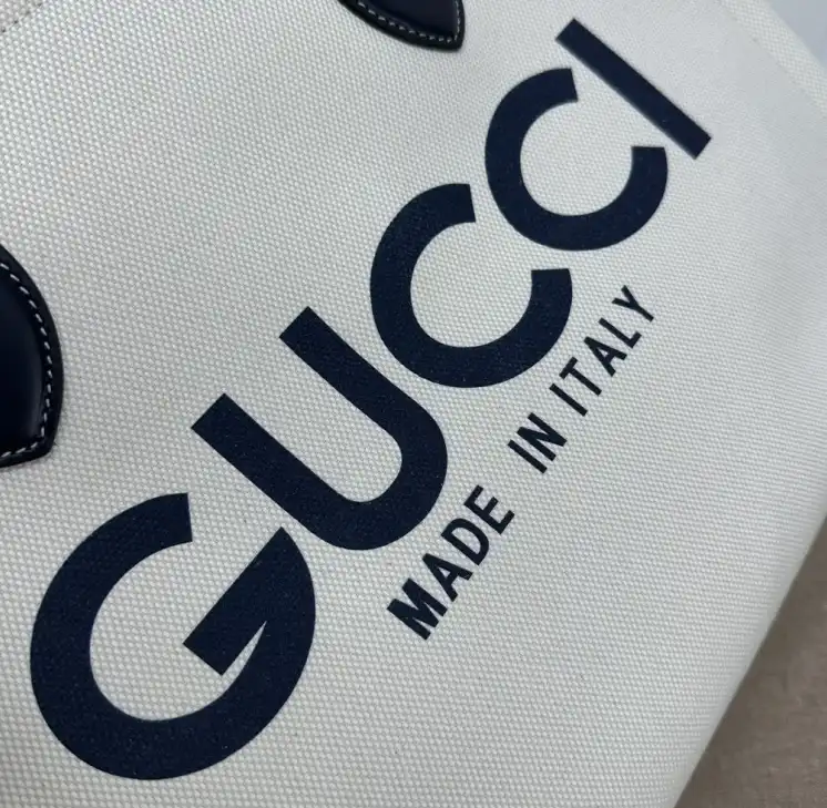 Gucci Shopping Bags 4034H-0014