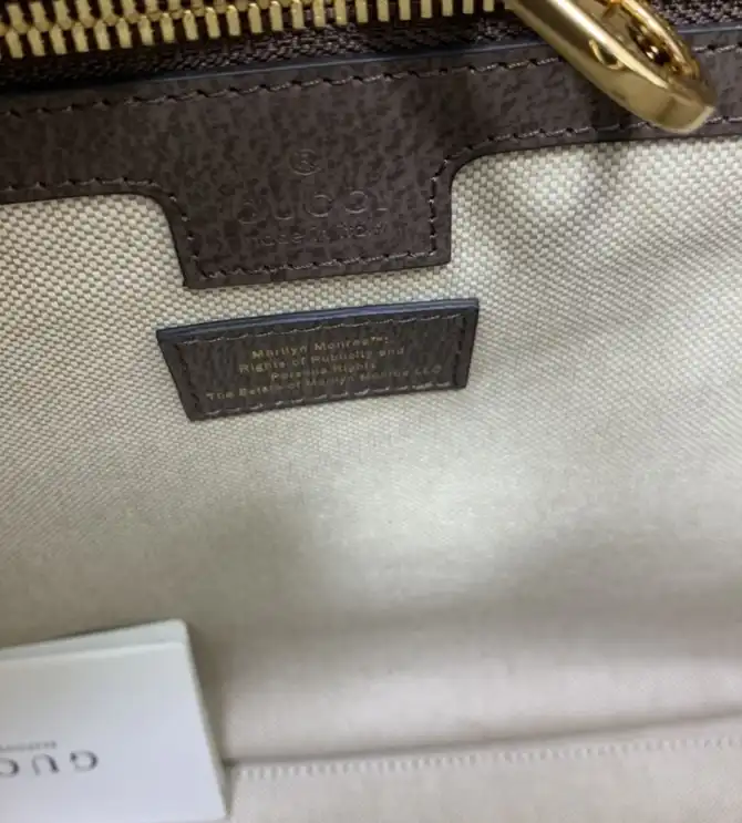 Gucci Shopping Bags 4034H-0116