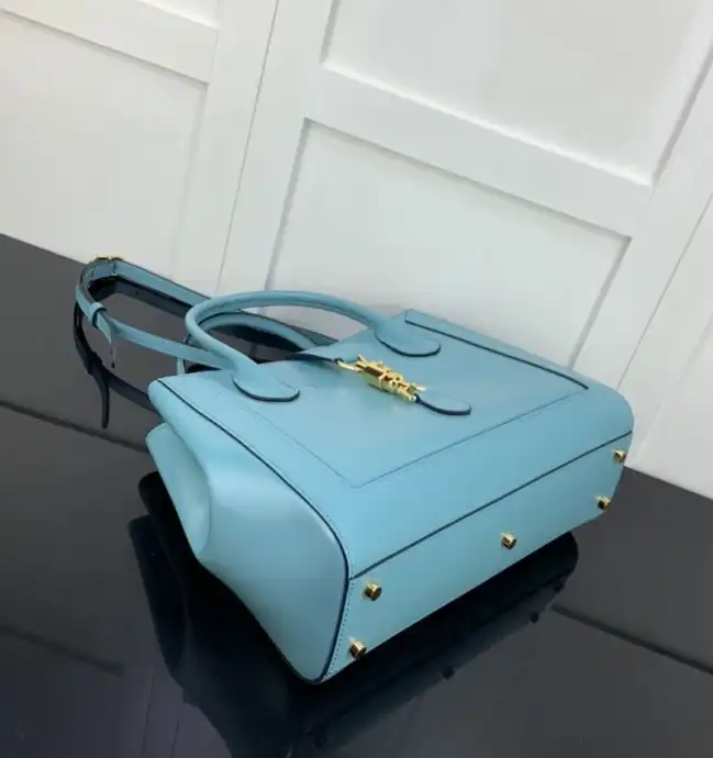 Gucci Shopping Bags 4034H-0132