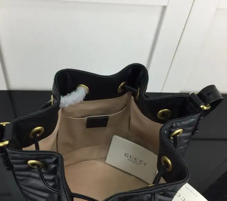 Gucci Bucket Bags 4034H-0135