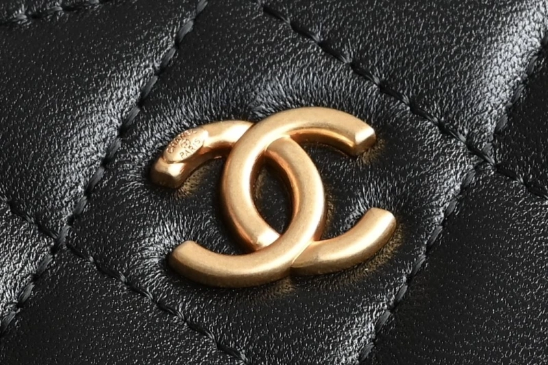 Chanel Cosmetic Bags 4035F-0011