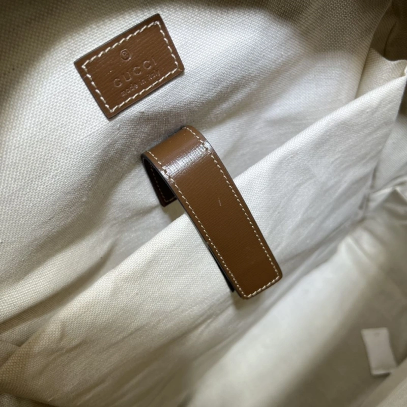 Gucci Backpacks 4036-0105