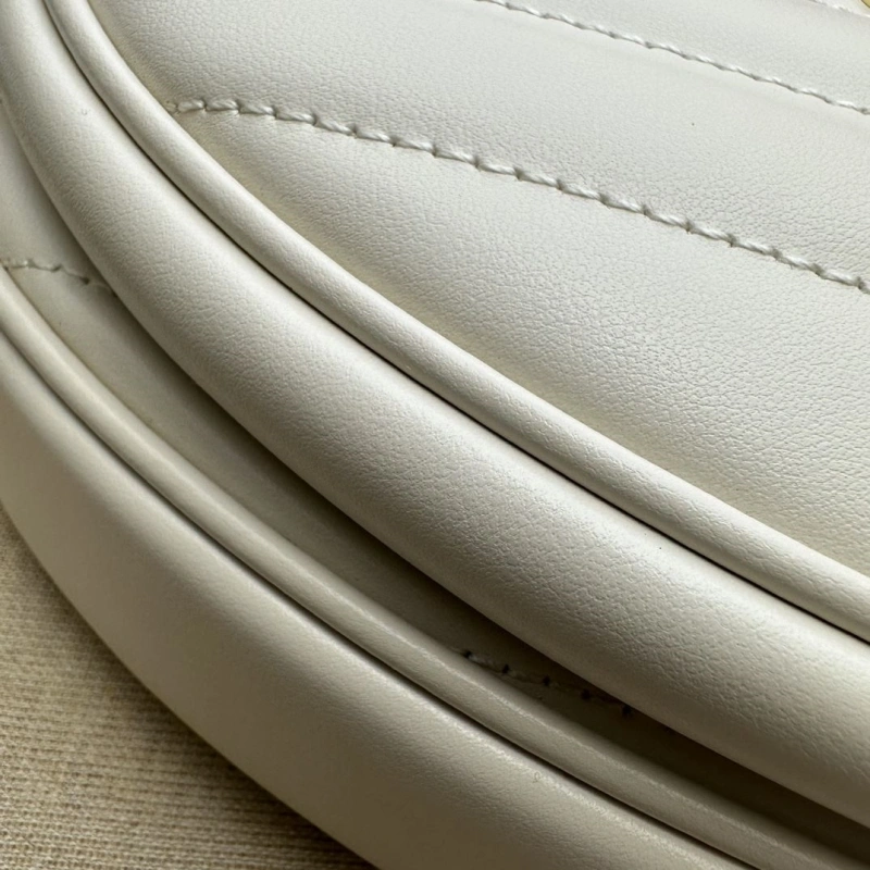 Gucci Round Bags 4036-0129